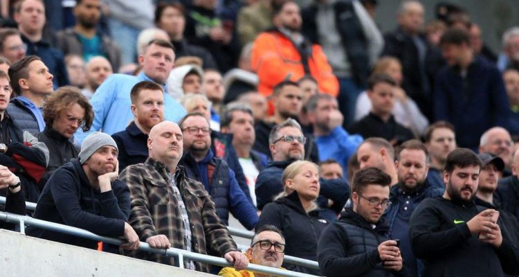 Teks: Tottenham Hotspur meminta maaf atas kekalahan telak dari Newcastle United. Para pemain Lilywhites bersedia mengganti biaya tiket fans di laga itu.(Ist)