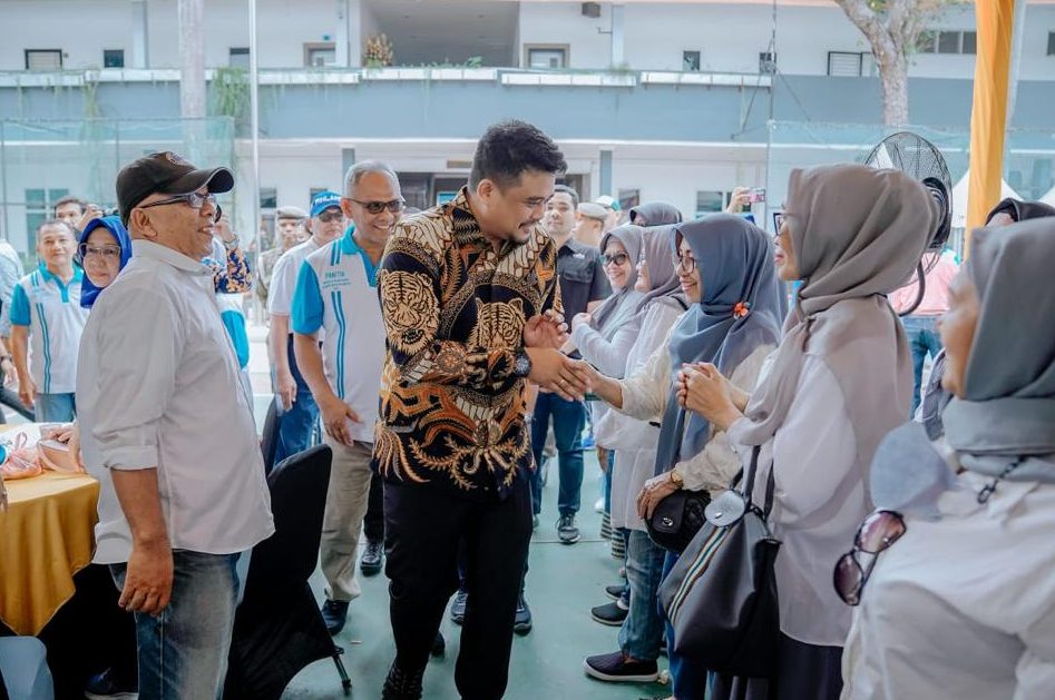 TEKS: Wali Kota Medan Bobby Nasution mengatakan empat dari enam kontraktor sebagai pelaksana proyek 'lampu pocong' di Medan sudah mengembalikan uang proyek senilai Rp21 miliar dengan cara dicicil.(Foto:informasiterpercaya.com)