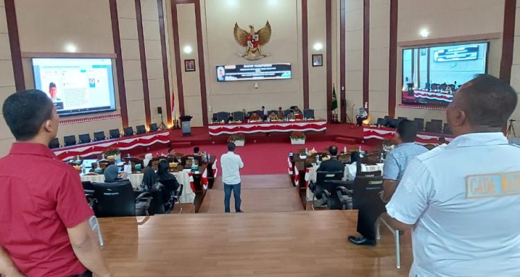 TEKS: Ketua DPRD Medan Hasyim SE saat memimpin sidang paripurna pembukaan masa sidang kedua Tahun 2023 di ruang rapat paripurna.(Foto/informasiterpercaya.com)