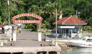 TEKS: Sebanyak 14 narapidana yang berasal dari berbagai daerah di Jawa Barat dipindahkan ke Pulau Nusakambangan, Jawa Tengah.(Foto:informasiterpercaya.com)