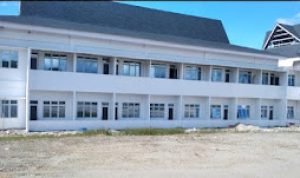 PROYEK SPORT CENTER TEKS: Proyek pembangunan Sport Center Siosar di Desa Sigarang Garang, Kecamatan Naman Teran, Kabupaten Karo, Sumatera Utara (Sumut), terus dikebut. (Foto:informasiterpercaya.com)