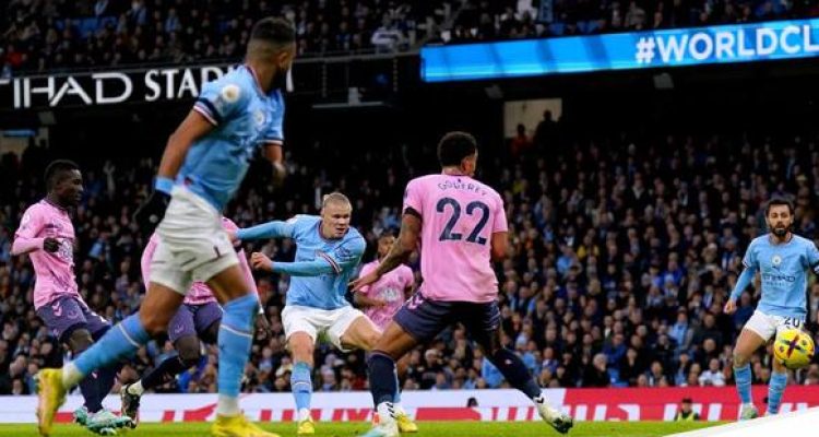 Everton Lagi Terpuruk, Akan Kian Mudah bagi Man City?