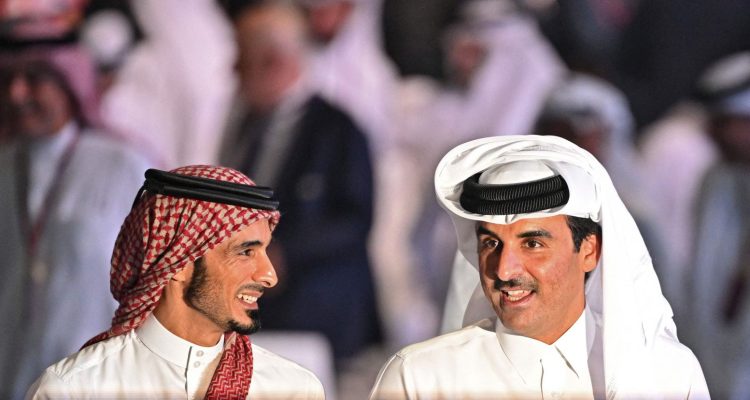 KETUA Bank Islam Qatar Sheikh Jassim Bin Hamad Al Thani dikabarkan telah memenangkan perlombaan untuk membeli Manchester United dari keluarga Glazer, demikian dilaporkan surat kabar Qatar, Al-Watan.