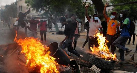 Bentrokan demonstran pecah di Senegal usai tokoh oposisi di negara itu dijatuhi vonis hukuman penjara dua tahun atas kasus pelecehan seksual.(Foto:Dok)