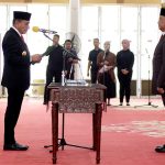 Gubernur Sumatera Utara (Sumut) Edy Rahmayadi melantik Pengurus Forum Kerukunan Umat Beragama (FKUB) Provinsi Sumut Periode 2023-2028 di Aula Tengku Rizal Nurdin, Jalan Jenderal Sudirman Nomor 41 Medan, Selasa (27/6).(Foto:www.informasiterpercaya.com)