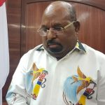 Gubernur Papua nonaktif Lukas Enembe telah ditetapkan sebagai tersangka tindak pidana kasus pencucian uang atau TPPU.(Foto:www.informasiterpercaya.com)