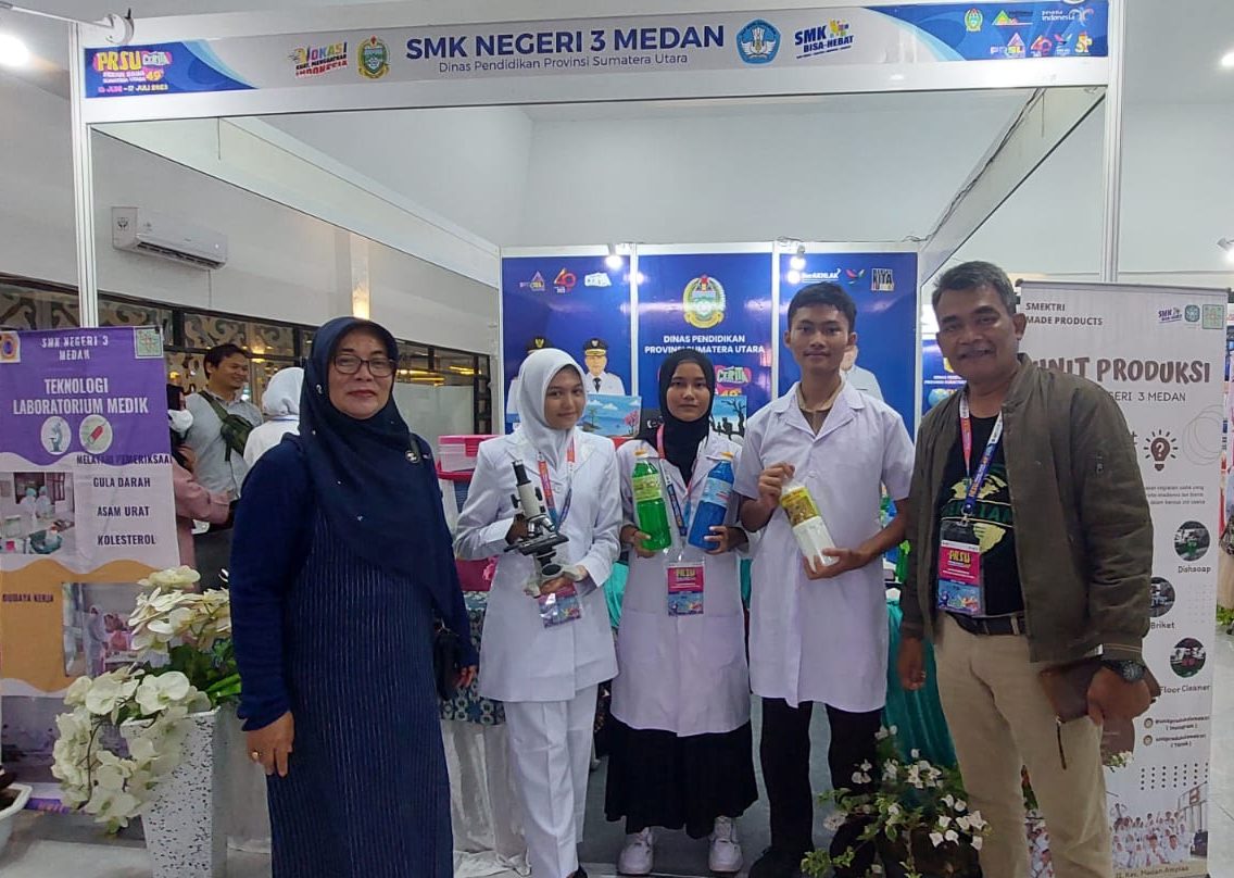 Sekolah Menengah Keterampilan (SMK) Negeri 3 Medan memamerkan produk unggulannya pada Pekan Raya Sumatera Utara (PRSU) ke 49.(FOTO: www.informasiterpercaya.com)