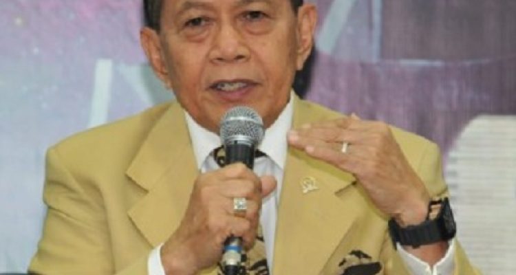 Wakil Ketua MPR Syarief Hasan meminta Presiden Joko Widodo sebaiknya tidak cawe-cawe urusan Pemilihan Presiden (Pilpres).(Foto:Dok)