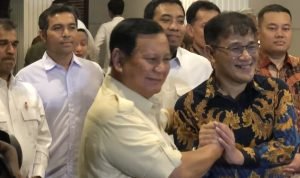 BUDIMPrabowo Subianto dan Budiman Sudjatmiko di Kertanegara, Jakarta Selatan.(Foto:www.informasiterpercaya.com)AN Prabowo Subianto dan Budiman Sudjatmiko di Kertanegara, Jakarta Selatan.(Foto:www.informasiterpercaya.com)