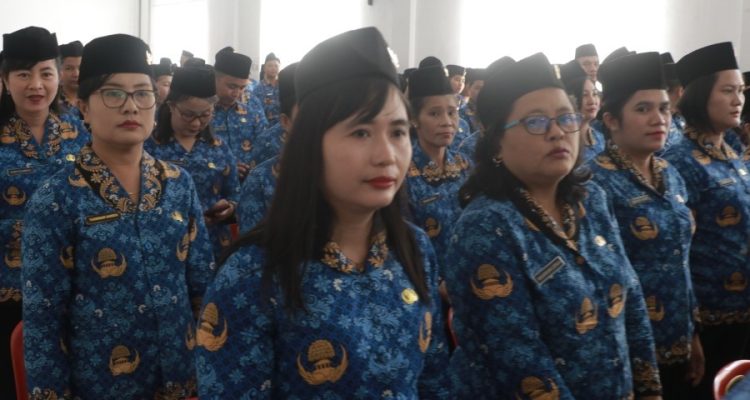Wali Kota Gunungsitoli Lantik 184 Orang PPPK Guru Formasi Tahun 2022.(Foto:www.informasiterpercaya.com)