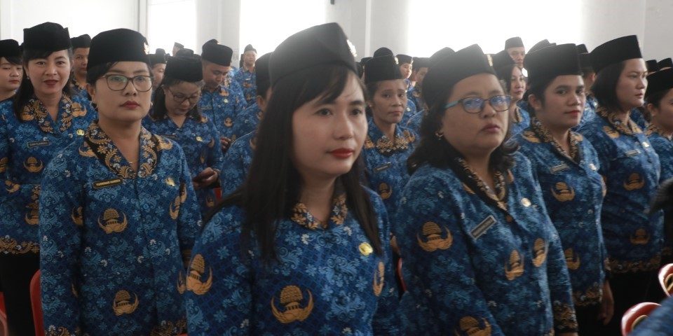 Wali Kota Gunungsitoli Lantik 184 Orang PPPK Guru Formasi Tahun 2022.(Foto:www.informasiterpercaya.com)