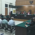 Majelis hakim Pengadilan Tipikor Serang memvonis bersalah eks Direktur Utama PT Krakatau Steel (KS) Fazwar Bujang di kasus korupsi pembangunan pabrik Blast Furnace Complex tahun 2011.(Foto:www.informasiterpercaya.com)