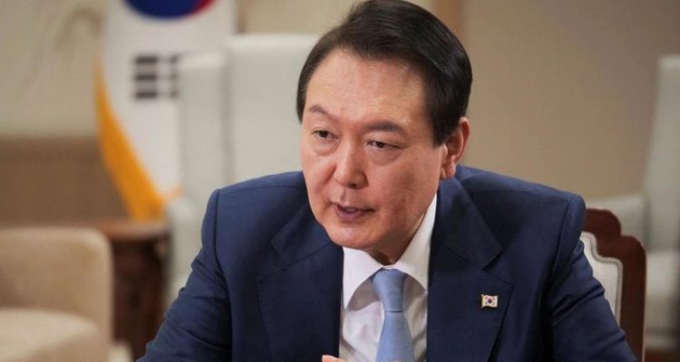 Presiden Korea SelatanYoon Suk Yeol melakukan kunjungan mendadak ke Ukraina pada Sabtu (15/7).(Foto:www.informasiterpercaya.com)