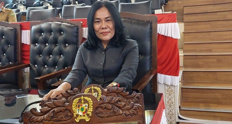 Anggota DPRD Medan Modesta Marpaung SKM