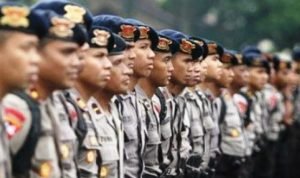 Secara umum, pangkat polisi terdiri dari tiga, yaitu perwira, bintara dan tamtama. Perwira merupakan pangkat tertinggi Tamtama adalah pangkat terendah.(Foto:www.informasiterpercaya.com)