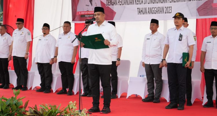 Pemko Medan telah melantik sebanyak 2.756 Pegawai Pemerintah Dengan Perjanjian Kerja (PPPK) guru di lingkungan Pemko Medan.(Foto:www.informasiterpercaya.com)
