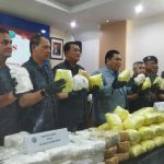 Kepala BNN Petrus Golose merilis pengungkapan 5 kasus dengan barang bukti 247 kg narkoba di Kantor BNN, Cawang, Jaktim, Jumat (18/8/2023).(Foto:www.informasiterpercaya.com)