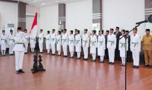 Sebanyak 42 anggota Paskibraka Kota Medan telah dikukuhkan Wali Kota Medan Bobby Nasution di Kantor Wali Kota Medan.(Foto:www.informasiterpercaya.com)