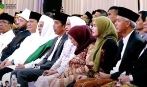 Presiden Joko Widodo (Jokowi) menghadiri acara pembukaan Muktamar Sufi Internasional 2023. Menteri Pertahanan Prabowo Subianto dan Gubernur Jawa Tengah (Jateng) Ganjar Pranowo turut memberikan sambutan dalam acara itu.(Foto:www.informasiterpercaya.com)