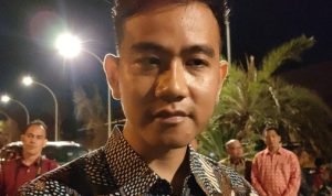 Wali Kota Solo Gibran Rakabuming Raka buka suara soal adanya baliho bergambar dirinya bersama bakal capres sekaligus Ketum Partai Gerindra Prabowo Subianto di Labuan Bajo.(Foto:www.informasiterpercaya.com)