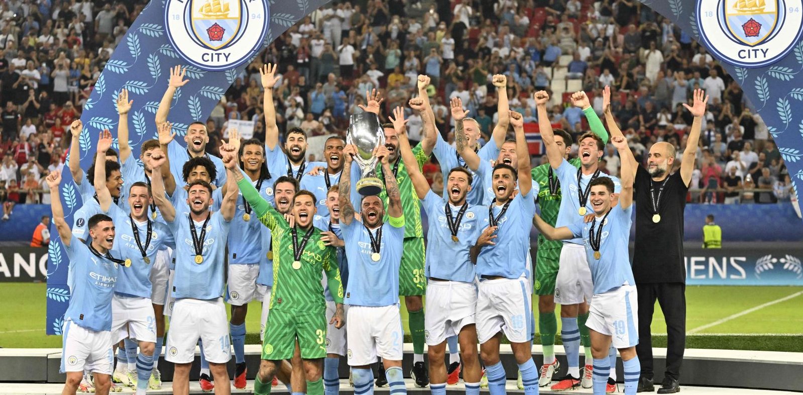 MANCHESTER City menjadi juara Piala Super Eropa untuk kali pertama, Kamis (17/8) dini hari WIB usai menang adu penalti atas Sevilla setelah kedua tim bermain imbang 1-1 di Athena.(Foto:www.informasiterpercaya.com)