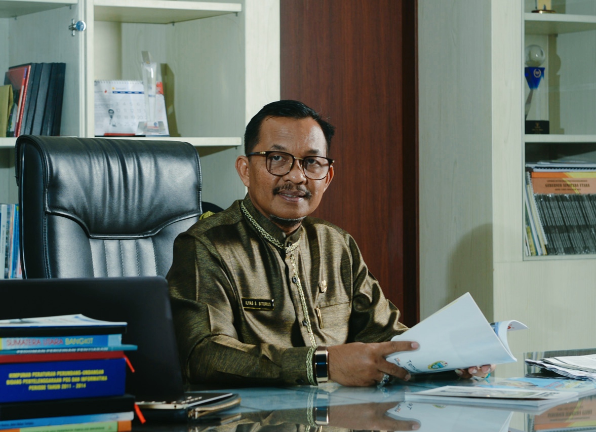 Kepala Dinas Komunikasi dan Informatika Sumatera Utara (Sumut) Ilyas Sitorus membantah dirinya belum mau menandatangani surat proses pencairan hibah untuk Persatuan Wartawan Indonesia (PWI).(Foto:www.informasiterpercaya.com)
