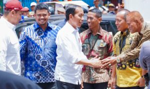 Presiden RI Joko Widodo mengapresiasi kehadiran mobil pasar murah keliling yang diinisiasi Pemko Medan di bawah kepemimpinan Wali Kota Medan Bobby Nasution.(Foto:www.informasiterpercaya.com)