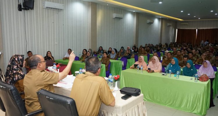 Sekdakab Asahan Buka Rakor Teknis dan Evaluasi Pelaksanaan Deteksi Dini.(Foto:www.informasiterpercaya.com)
