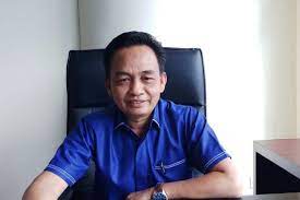 Ketua Komisi II DPRD Medan Sudari ST.