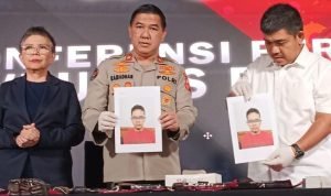 Mabes Polri merilis foto wajah karyawan KAI berinisial DE, tersangka terorisme yang ditangkap Densus 88 Antiteror Polri.(Foto:www.informasiterpercaya.com)
