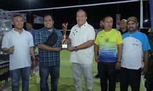 Wabup Asahan Tutup Kejuaraan Semi Volly Ball Hessa Air Genting Cup I.(Foto:www.informasiterpercaya.com)