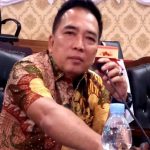 Anggota DPRD Medan Hendra DS mengaku geram dengan sikap pemilik perumahan Yuu Contempo, yang terkesan menantang Pemko Medan dengan melanggar aturan yang ada.(Foto:www.informasiterpercaya.com)