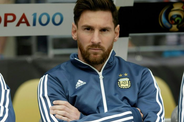 Lionel Messi memang dijagokan meraih Ballon d'Or 2023. Tapi, Messi justru tak lagi terobsesi untuk memenanginya. Malam penganugerahan Ballon d'Or 2023 akan dilakukan Oktober. Tapi, calon-calon pemenang mulai dimunculkan ke publik dengan Messi dan Erling Haaland sebagai calon terkuat.(Foto:www.informasiterpercaya.com)