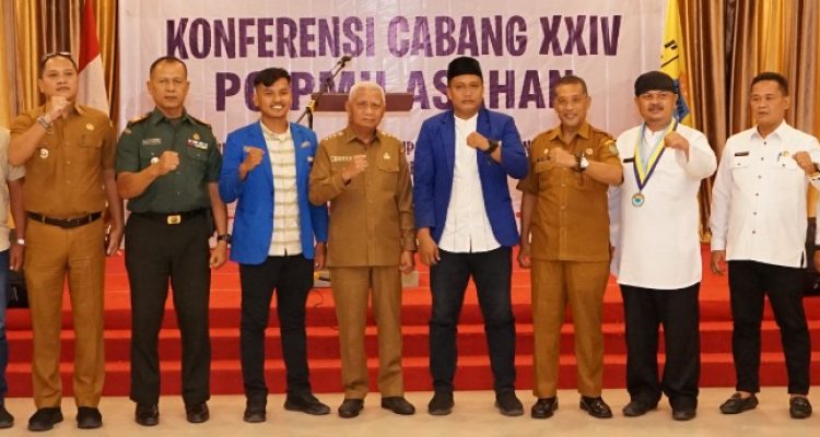 Bupati Asahan H Surya BSc mengikuti Konferensi Cabang ke XXIV Pengurus Cabang Pergerakan Mahasiswa Islam Indonesia Kabupaten Asahan di Hotel Marina (29/08/2023).(Foto:www.informasiterpercaya.com)