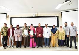 Universitas Islam Sumatera Utara (UISU) kembali menerima salinan SK Pengangkatan 2 (dua) Guru Besar 1 (satu) Lektro Kepala dari Kepala LLDIKTI Wilayah I Sumut Prof. Drs. Saiful Anwar Matondang MA. PhD, Jumat (15/9).