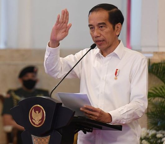 Presiden Joko Widodo (Jokowi) merespons adanya anggapan dinasti politik usai putranya Kaesang Pangarep jadi Ketum PSI dan Gibran Rakabuming yang santer didorong maju cawapres 2024. Apa respons Jokowi?. (Dok)