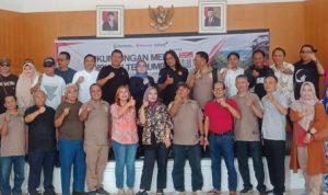 Dinas Kominfo Sumatera Utara mengajak Forum Wartawan Pemprov (FWP) Sumut berkolaborasi dan bersinergi dalam menyukseskan agenda besar nasional di Sumut. Antara lain, Pemilihan Umum (Pemilu) 2024 dan Pekan Olahraga Nasional (PON) XXI 2024 Aceh-Sumut.(Dok)