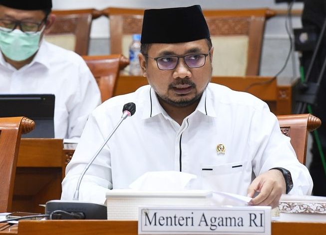 Menteri Agama atau Menag Yaqut Cholil Qoumas merespons Waketum PKB Jazilul Fawaid yang mengancam mendisiplinkan dirinya usai menyebut ada figur capres yang punya rekam jejak melakukan politisasi agama saat pemilu. Yaqut mengaku tak masalah dengan pendisiplinan tersebut. (Dok)