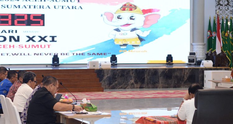 Asisten Administrasi Umum Pemerintah Provinsi Sumatera Utara Lies Handayani Siregar mewakili Pj Gubernur Sumut Hassanudin memimpin rapat persiapan Pekan Olahraga Nasional (PON) XXI Aceh-Sumut di Aula Raja Inal Siregar Lantai 2 Kantor Gubernur Jalan Diponegoro Nomor 30 Medan. (Dok)