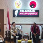 Ketua DPRD Kota Medan, Hasyim SE saat menerima audensi pengurus DPW & DPC Pemuda Peduli Nias Kota Medan, kemaren.(Dok)