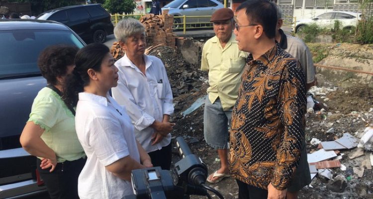 Ketua DPRD Medan, Hasyim SE Tinjau Warga Jalan Sebarau Tolak Pembangunan TPS Permanen