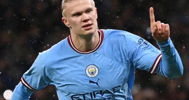 Erling Haaland mencetak lima gol saat Manchester City menggilas Luton Town di Piala FA.