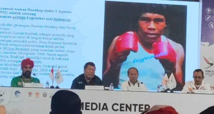 Petinju legendaris Syamsul Anwar Harahap berbagi sepenggal kisah mengenai perjalanan hidupnya menjadi seorang petinju profesional.