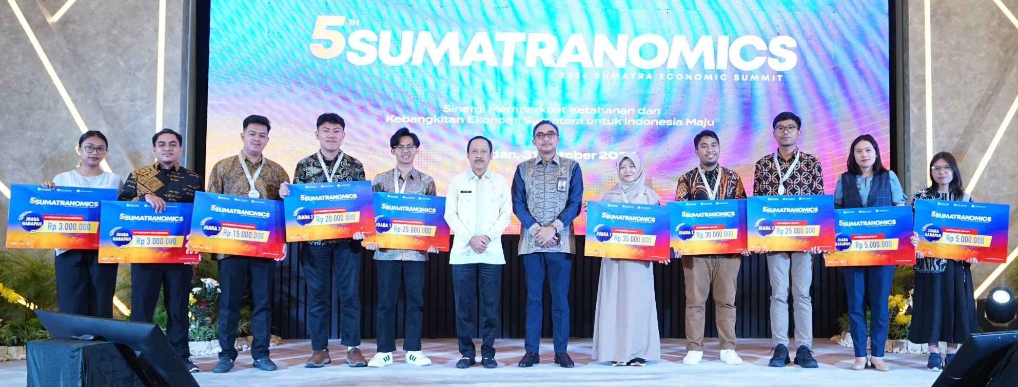 Sekretaris Daerah Provinsi Sumatera Utara (Sumut) Arief S Trinugroho menghadiri acara Annual Conference Call For Paper 5th Sumatranomics 2024 di Aula Kuala Deli lt 9 Kantor Perwakilan Wilayah Bank Indonesia Provinsi Sumut, Jalan Balaikota, Medan, Kamis (31/10).